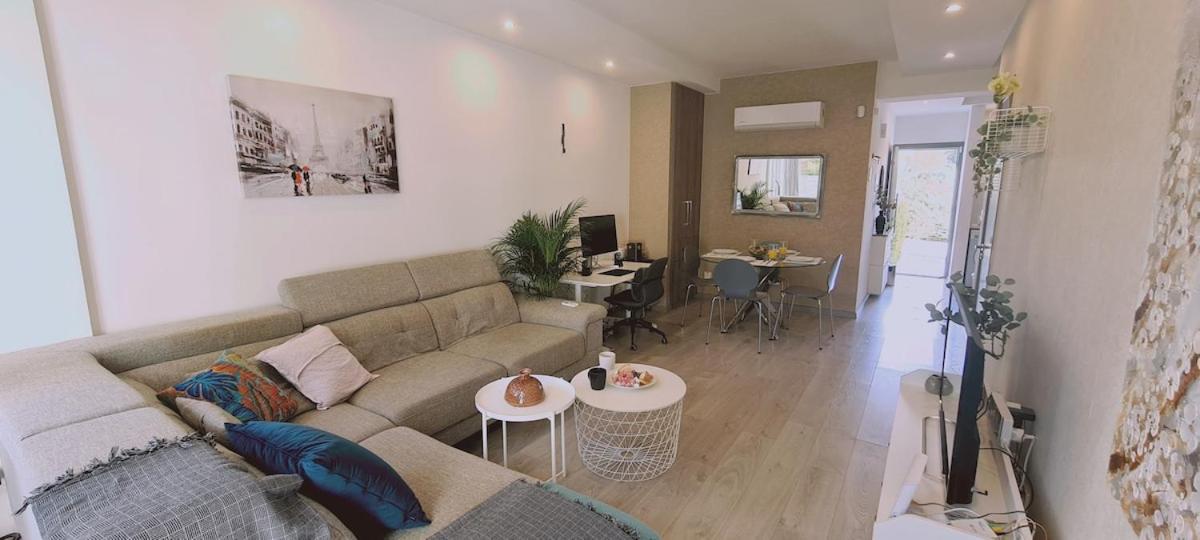 Stay Downtown Retreat Limassol Exterior foto